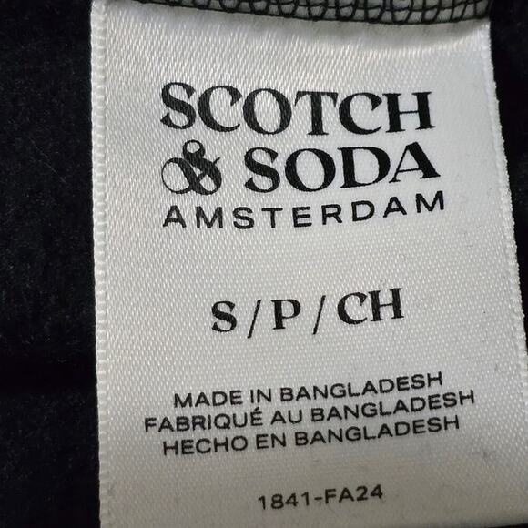 SCOTCH & SODA Men's Black Hoodie with Floral Embroidered Sleeve Design New Small - Picture 9 of 10